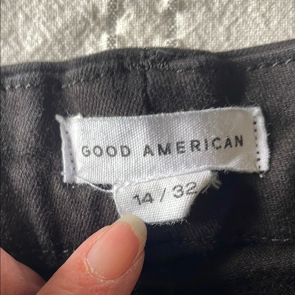 GOOD AMERICAN Jeans Black High Rise Stretchy Denim Essential Basic 5 Pocket 14 - Picture 8 of 12